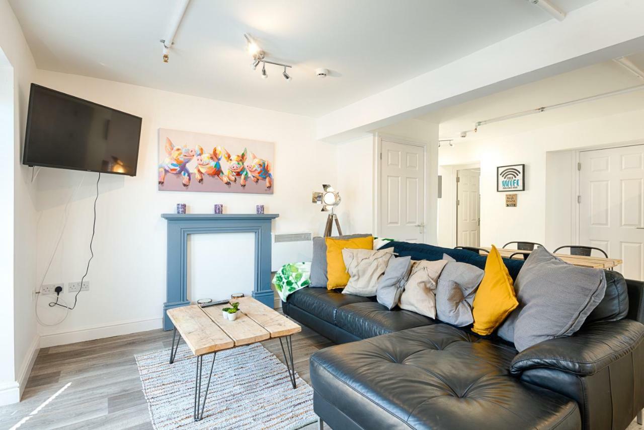 2 Ensuites, Garden, Smart Tv'S In All Rooms! Суонси Экстерьер фото